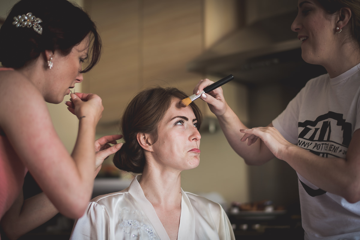 Grittenham Barn Wedding Photography - Brides make up