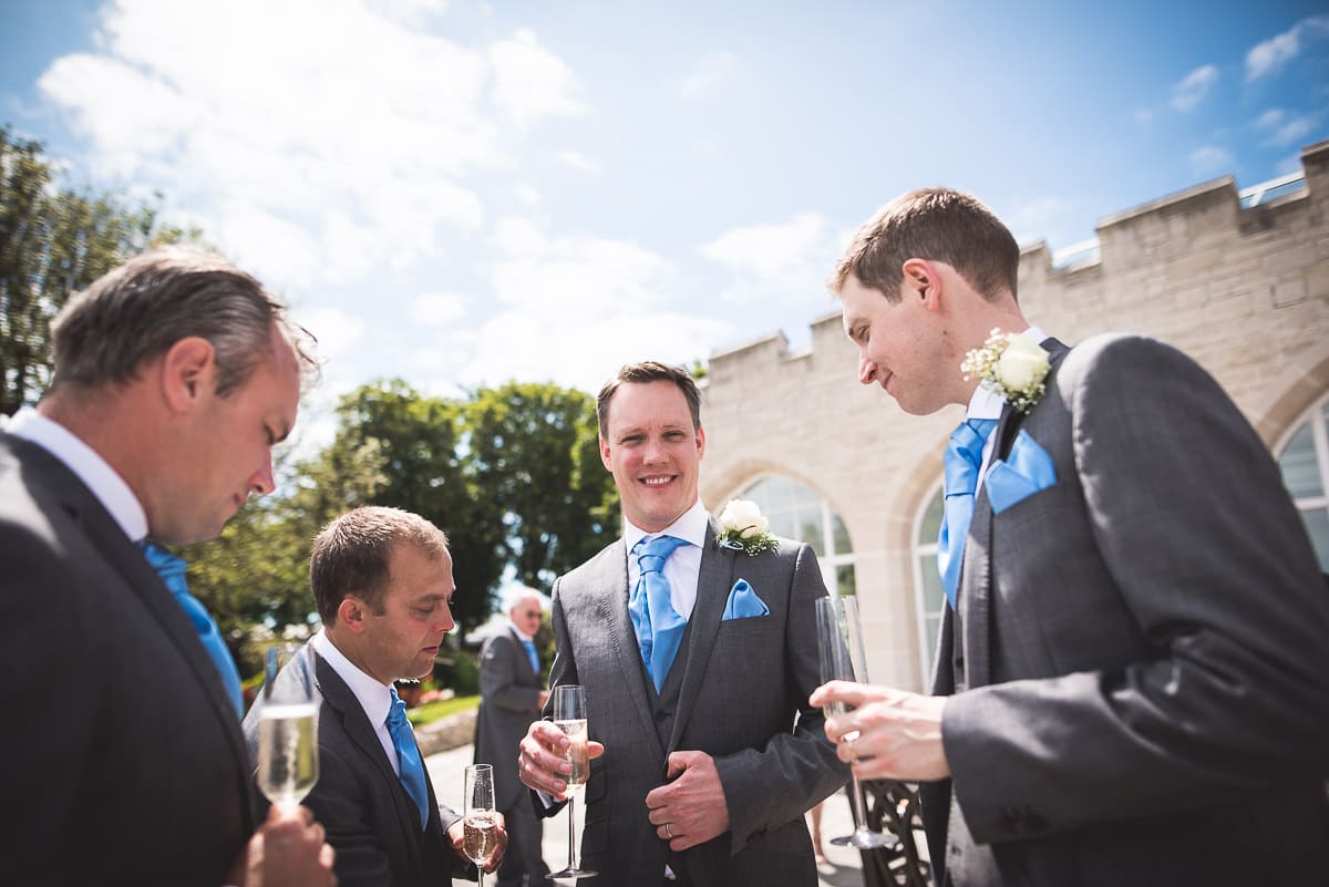 groomsmen candids